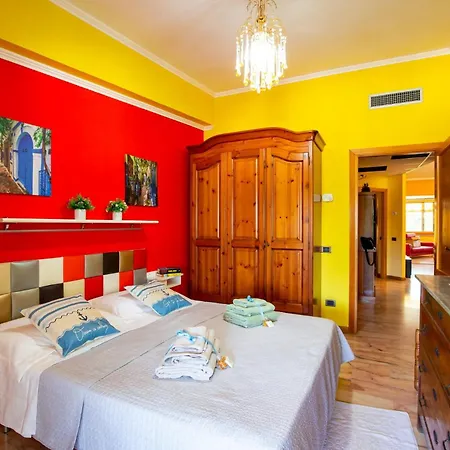 Viola Apartment *